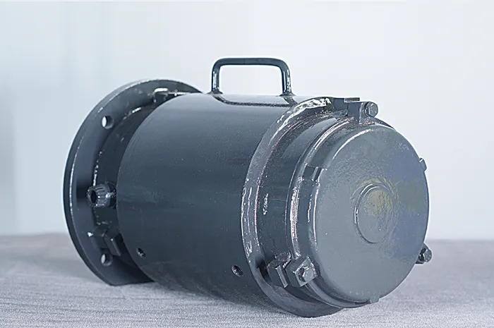 Специализированный электродвигатель с водяным охлаждением (5)