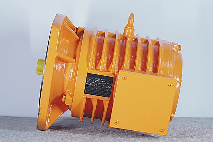 Трехфазный асинхронный электродвигатель серии YG для роликовых столов (3)